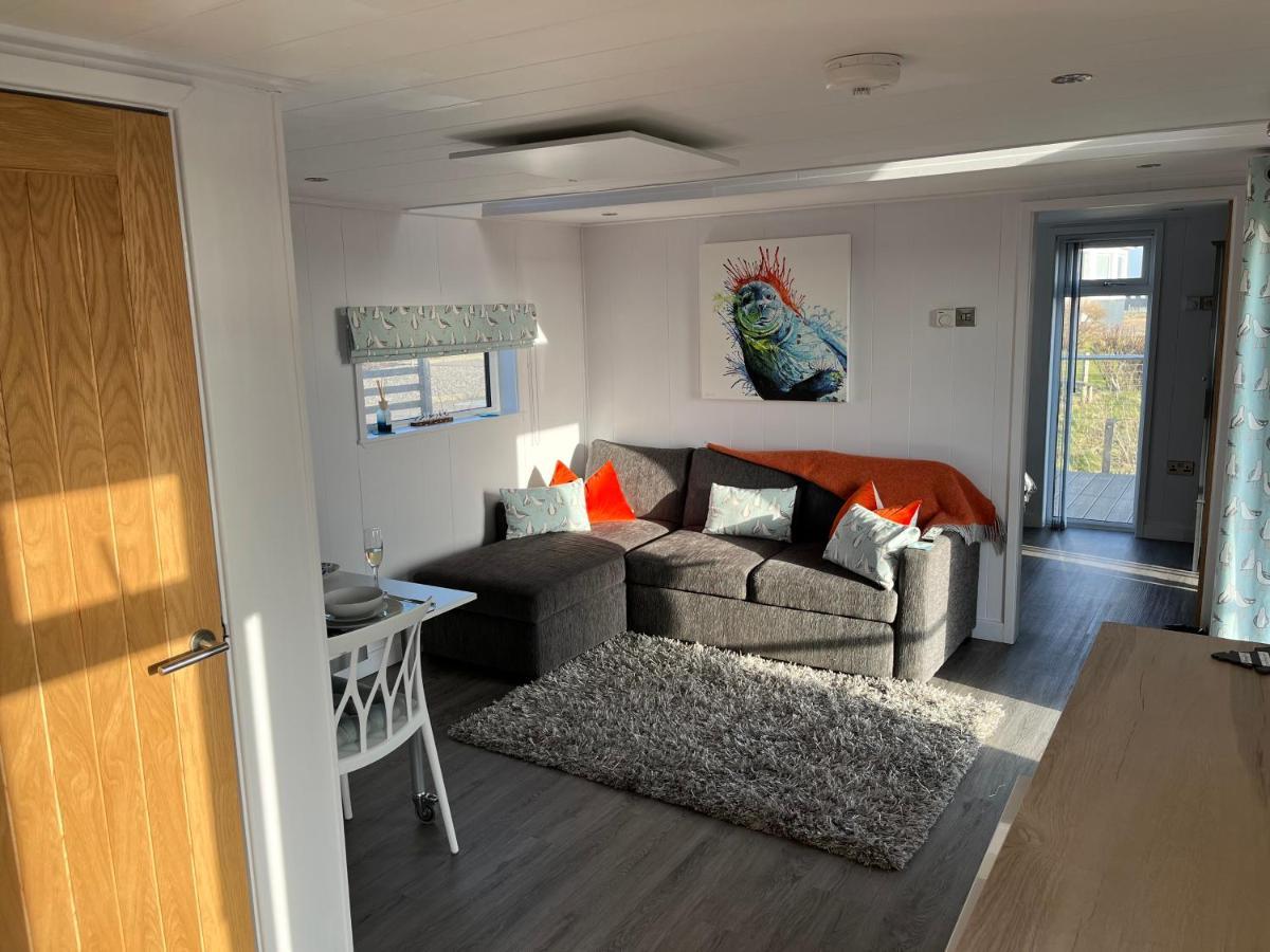 Seas The Day - Self Catering Lodge North Uist Paible エクステリア 写真