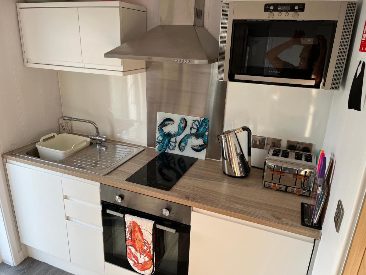 Seas The Day - Self Catering Lodge North Uist Paible エクステリア 写真